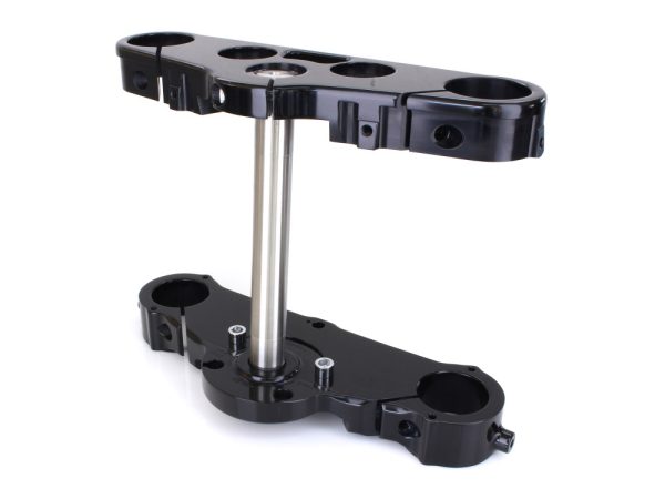 4 Degree Raked Triple Tree Kit - Black. Fits Softail Deluxe & Heritage Softail Classic 2018up with 21" or 23" Wheel Upgrade. - Image 3